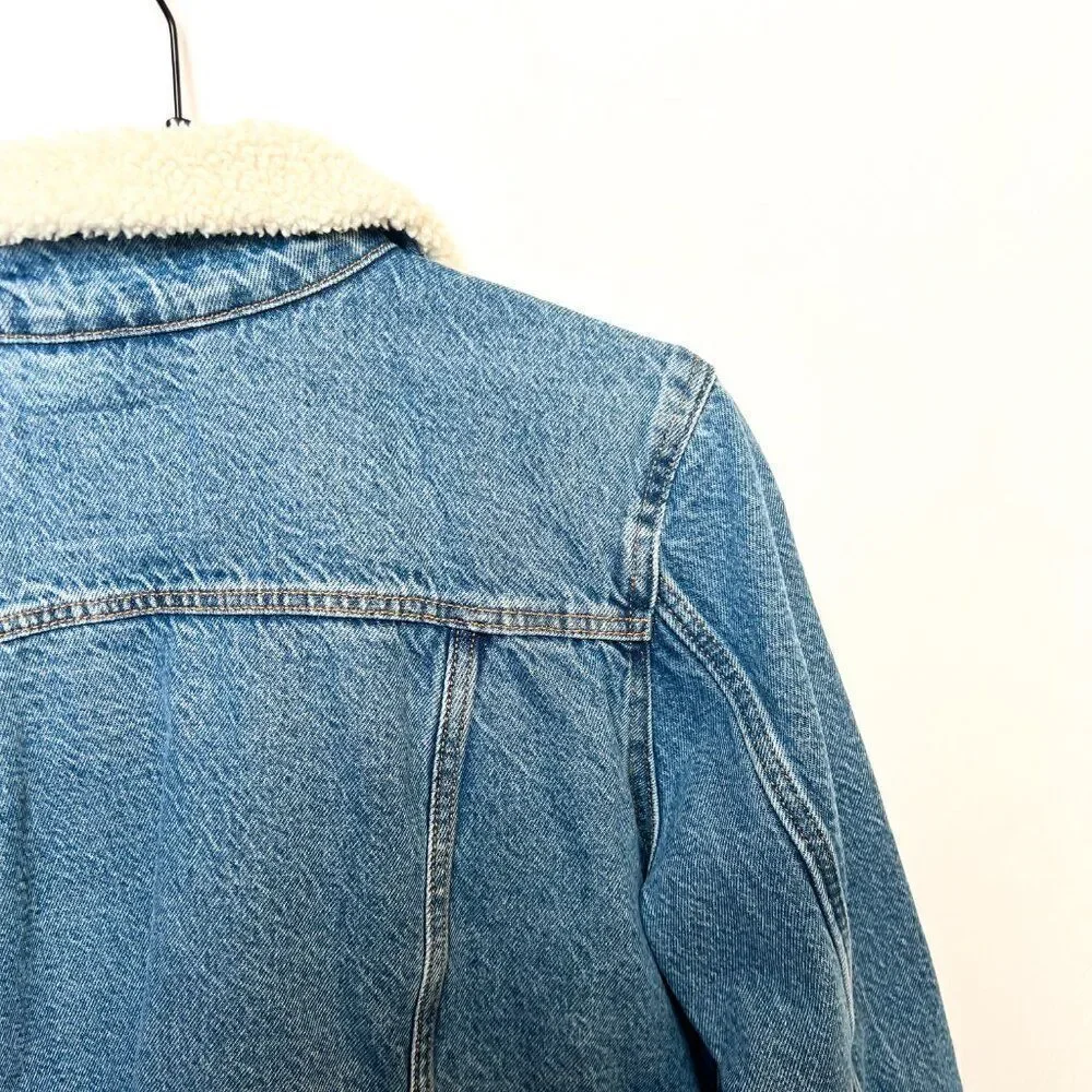NWT Levi's Original Trucker Denim Jean Jacket Medium Wash Sherpa Lined Collar 1X
